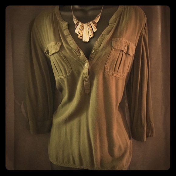 Women’s 3/4 sleeve top - Picture 1 of 3